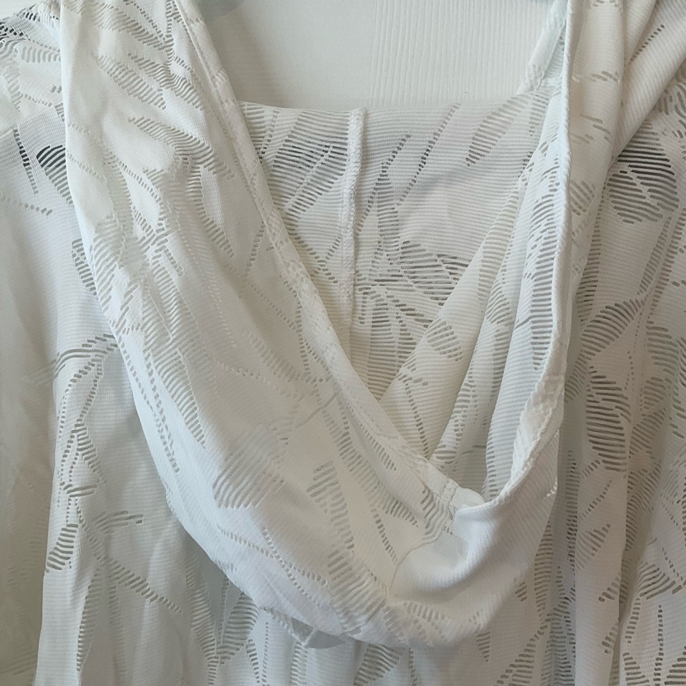 Chic White Leaf Pattern Women's Tunic - image 6